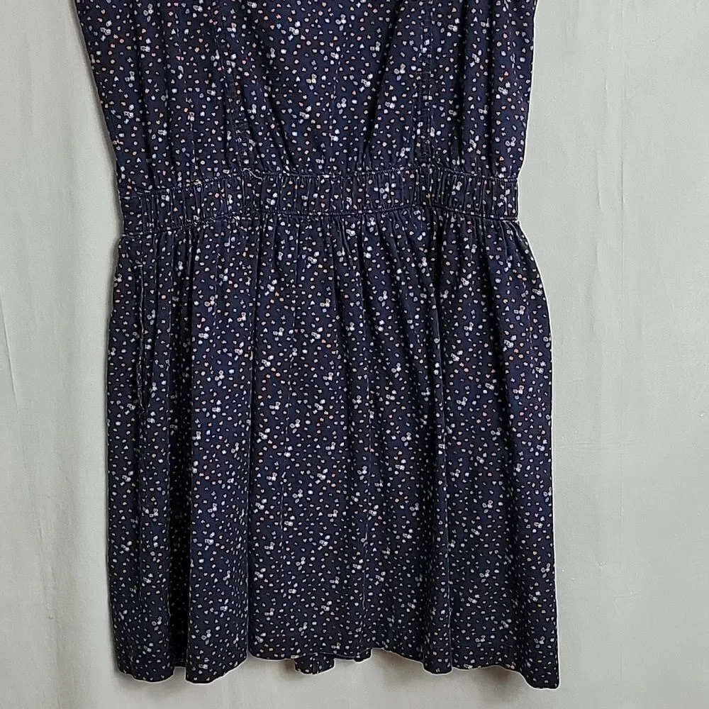 🖤5/$20🖤 LEVI'S.. lightweight denim dress..